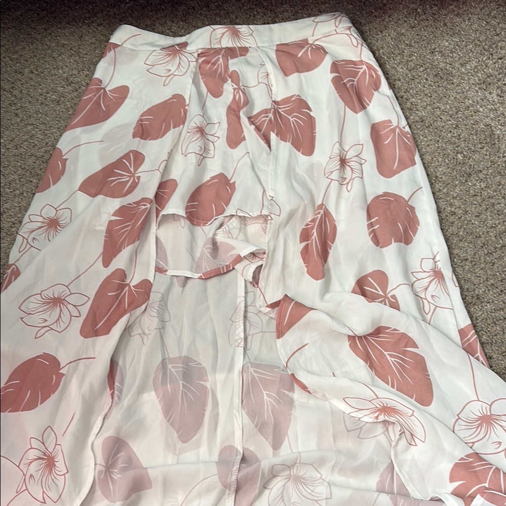 Floral Print High Waisted Skort in Pink and White